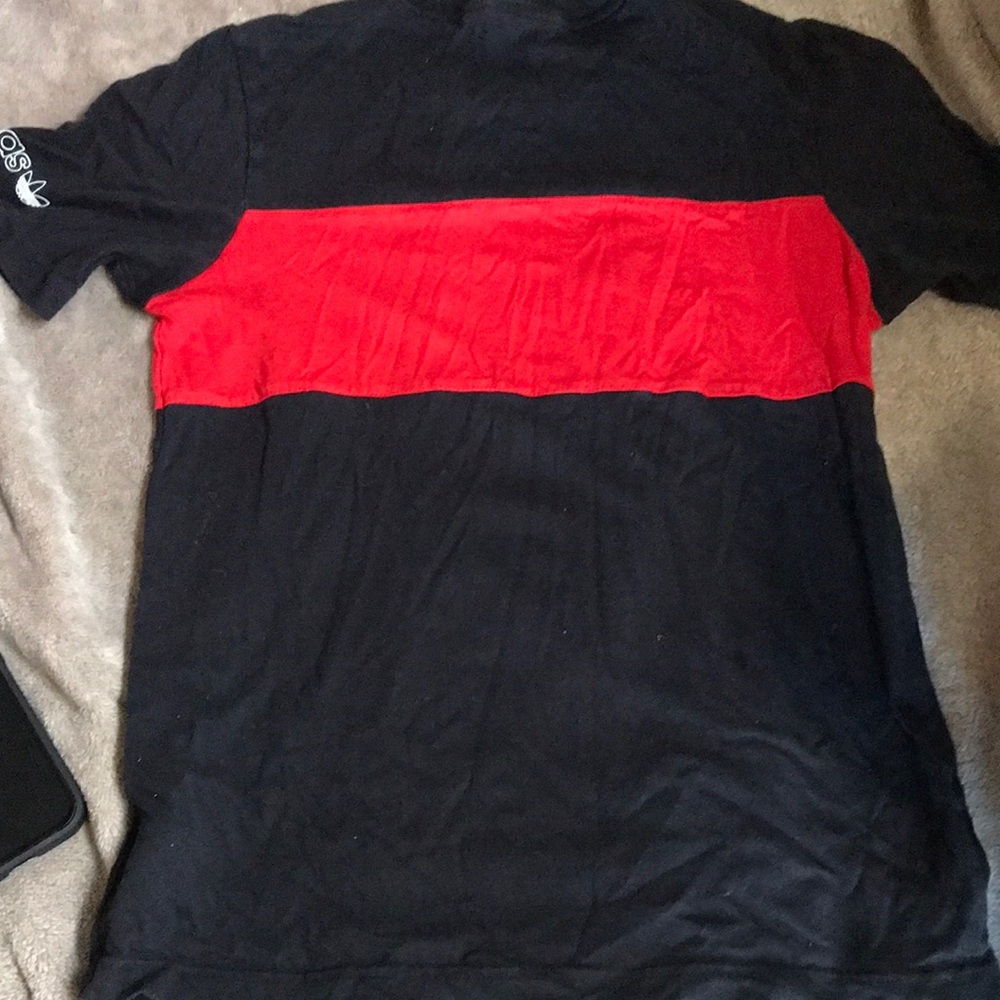 Adidas Men's Black and Red T-Shirt - Picture 6 of 7